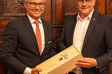 Bürgermeister Thomas Steiner mit dem ehemaligen Finanzminister Magnus Brunner, dem jetzigen EU-Kommissar für Inneres und Migration. 