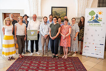 Bürgermeister Thomas Steiner mit den Projektpartnern und Teilnehmern des Kick-Off Meetings